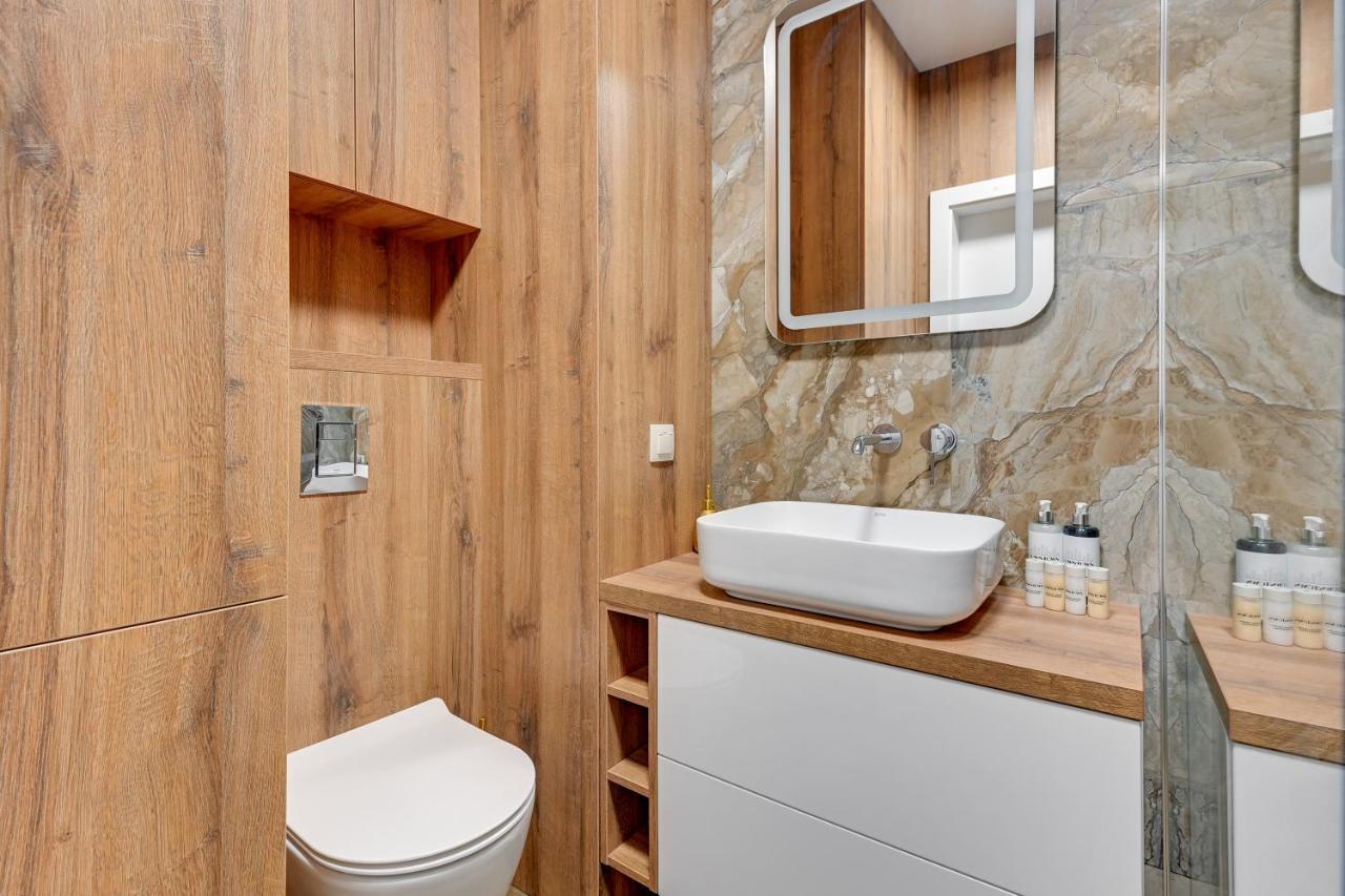 Bastion Walowa City Center By Downtown Apartments Гданск Екстериор снимка