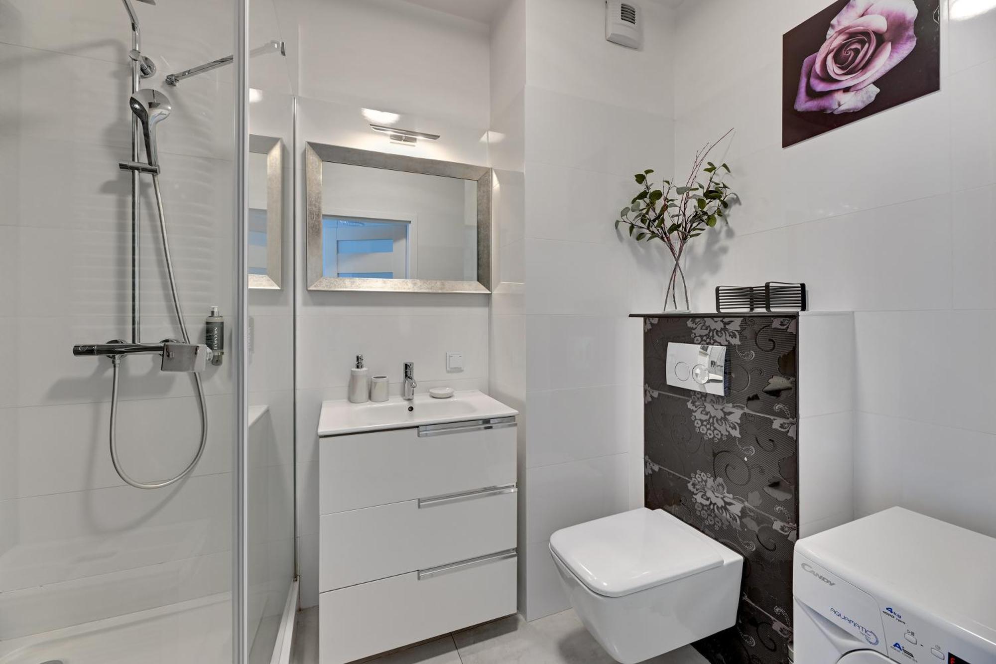 Bastion Walowa City Center By Downtown Apartments Гданск Стая снимка